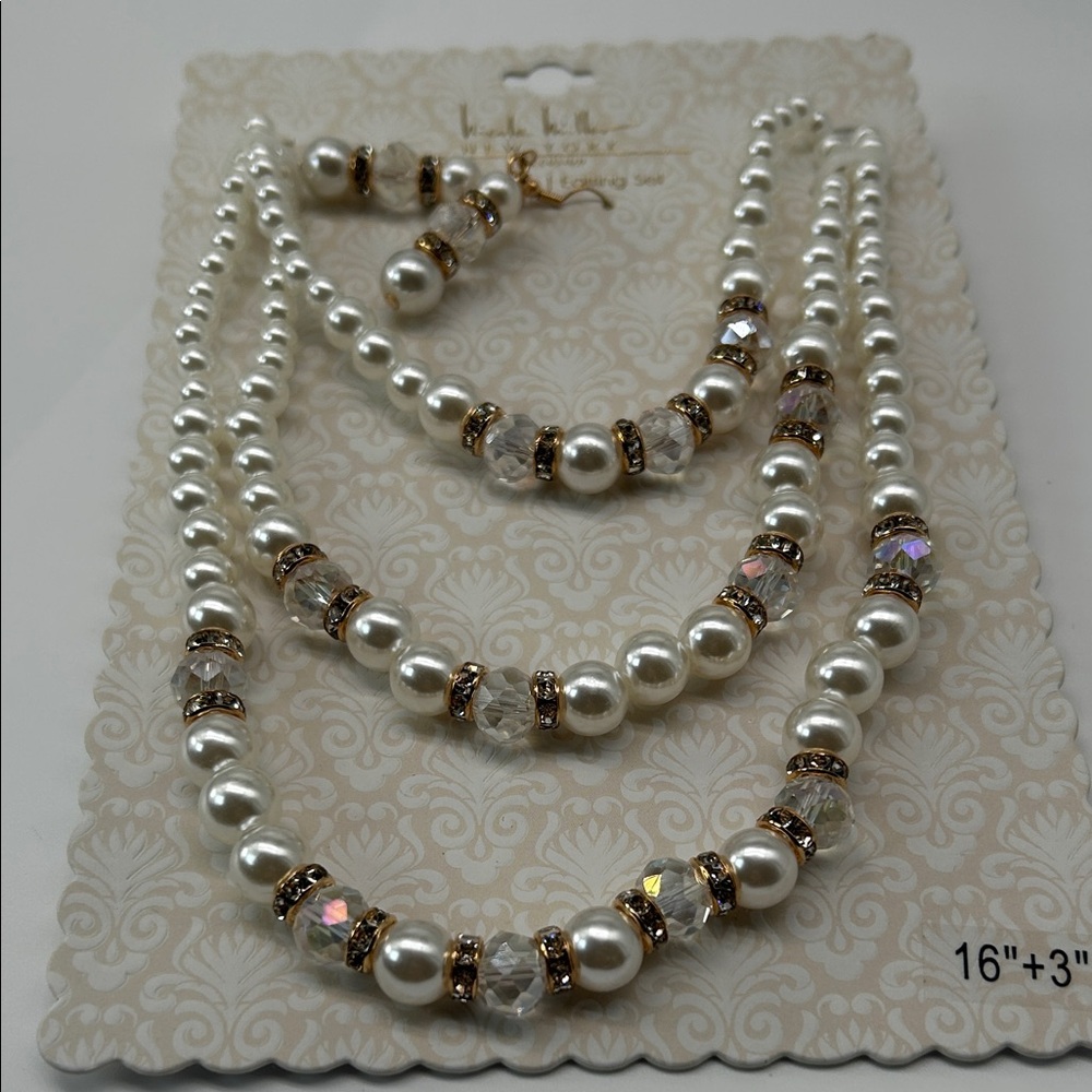 Elegant Pearl and Crystal 3-Strand Necklace Set - White